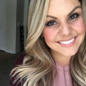 Meet your Posher, Alyssa